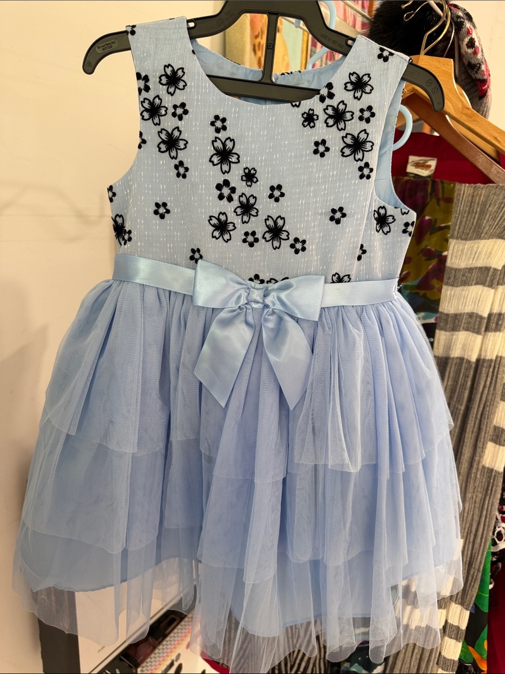 Light Blue Floral Embellished Tulle Bow Girls' Formal Dress